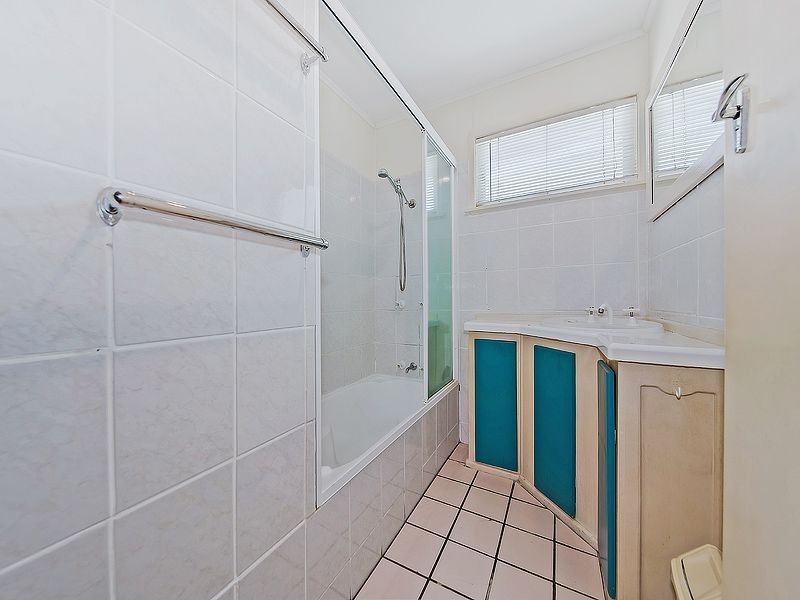 45 Ingleston Street, Wynnum West QLD 4178