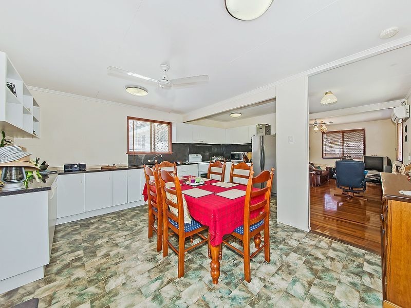 45 Ingleston Street, Wynnum West QLD 4178