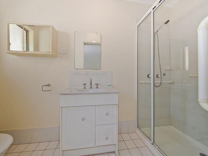 118 Blackwood Road, Manly West QLD 4179