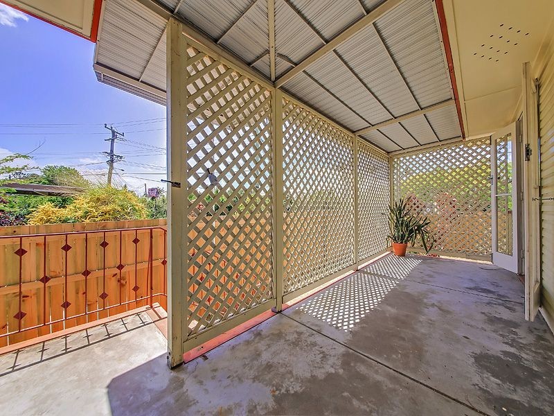 63 Randall Road, Wynnum West QLD 4178