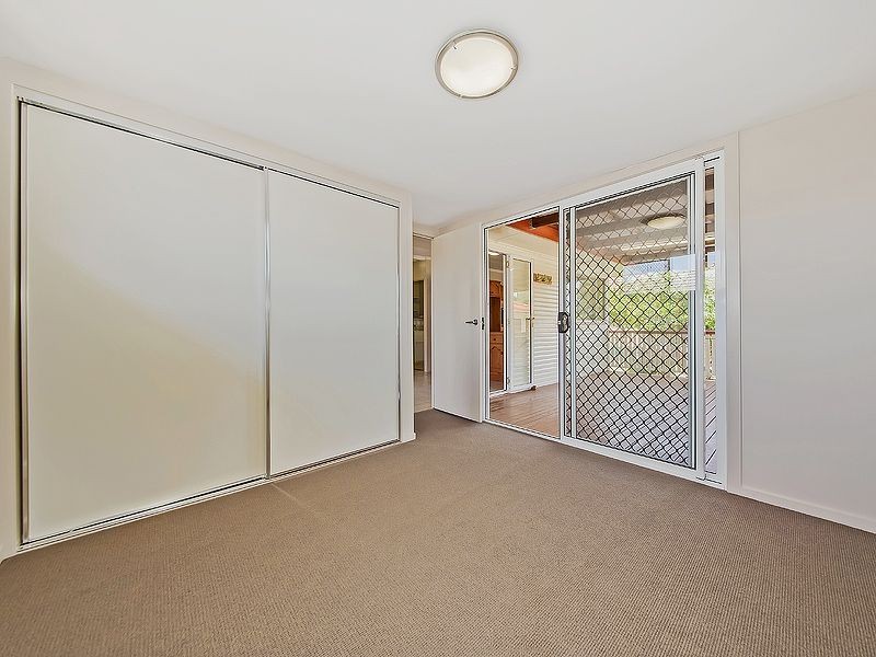 63 Randall Road, Wynnum West QLD 4178