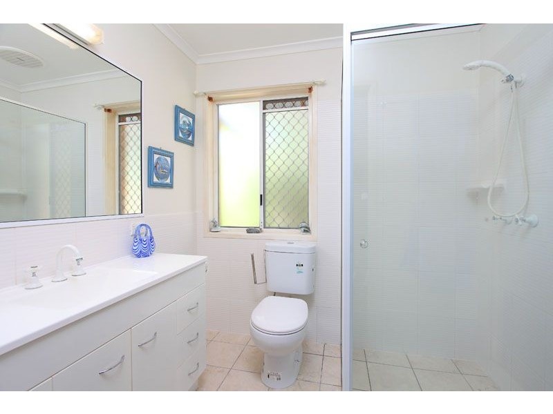 2 Caston Court, Birkdale QLD 4159