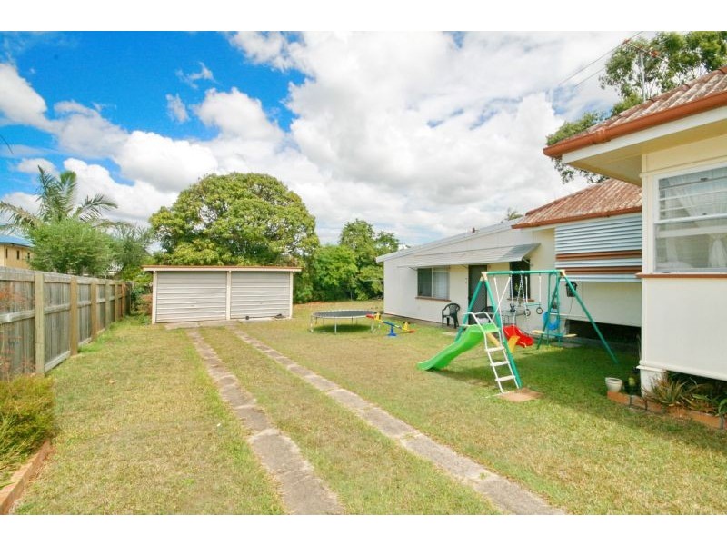 26 Madgwick Street, Wynnum QLD 4178