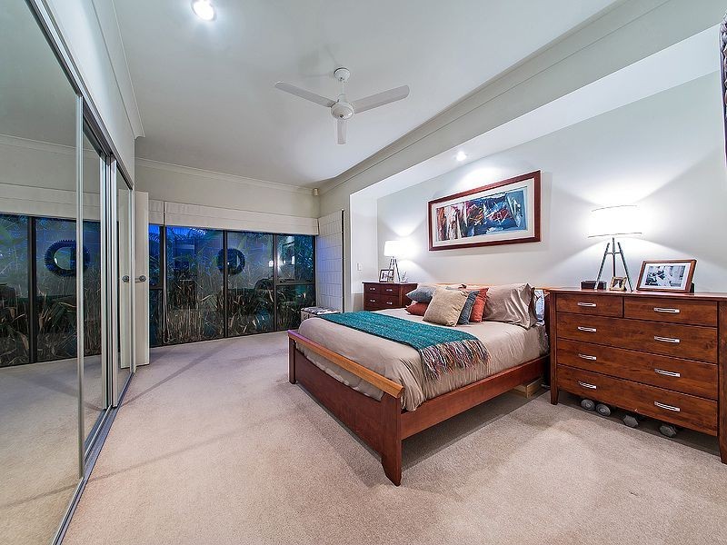 44 Mossvale Dr, Wakerley QLD 4154