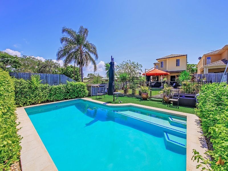 50 Foch Street, Wynnum West QLD 4178