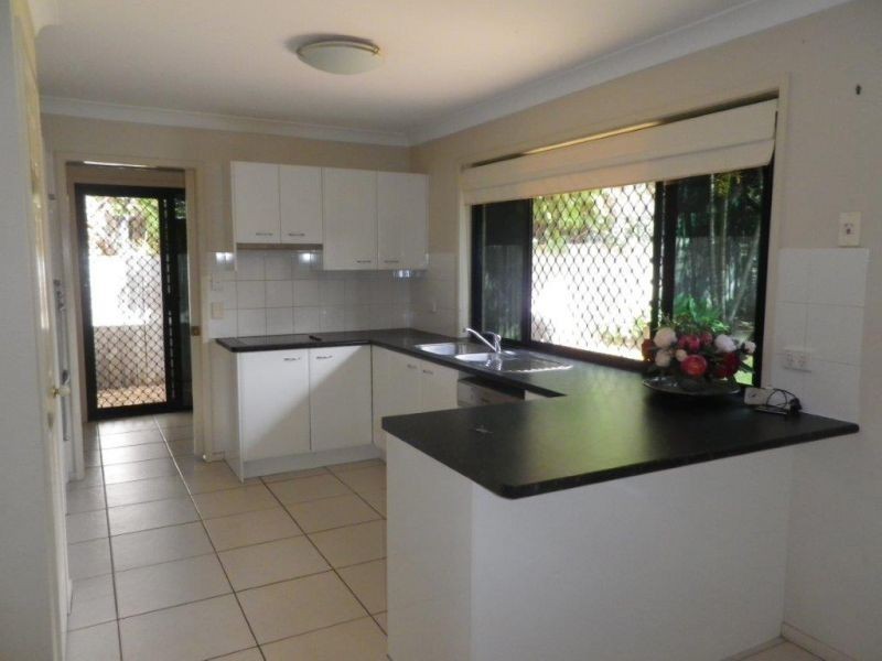 33 Thomas Street, Wynnum QLD 4178