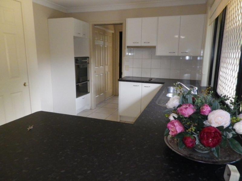 33 Thomas Street, Wynnum QLD 4178