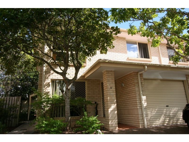 8/320 Manly Road, Manly West QLD 4179