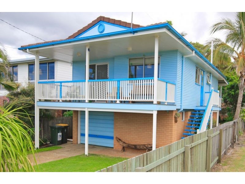 785 Esplanade, Lota QLD 4179