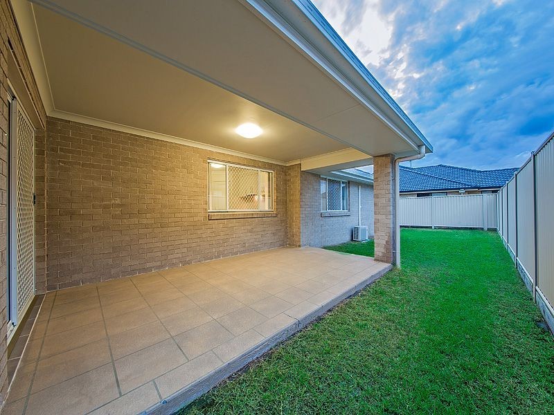 5 Cola Cres, Wynnum West QLD 4178