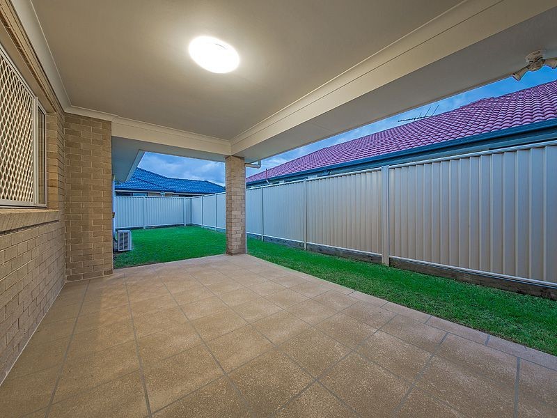 5 Cola Cres, Wynnum West QLD 4178