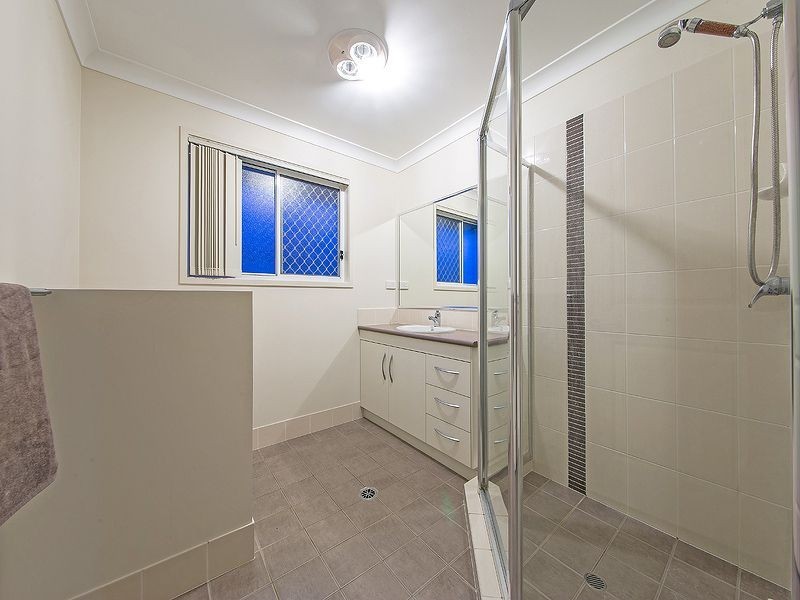 5 Cola Cres, Wynnum West QLD 4178