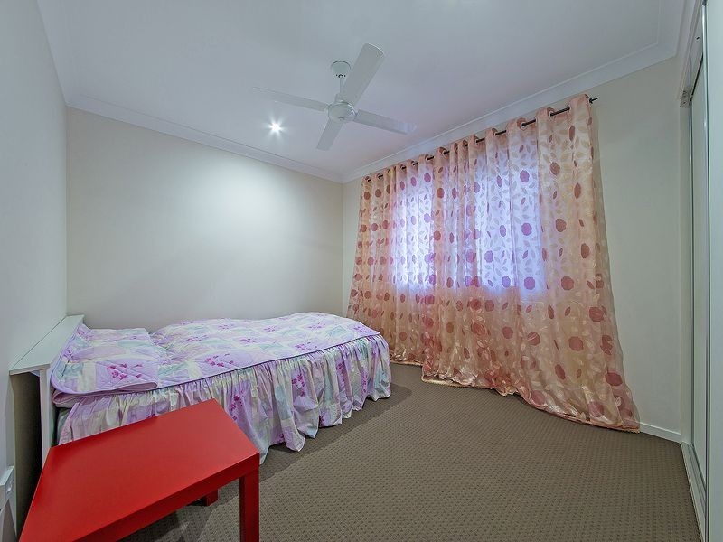 5 Cola Cres, Wynnum West QLD 4178