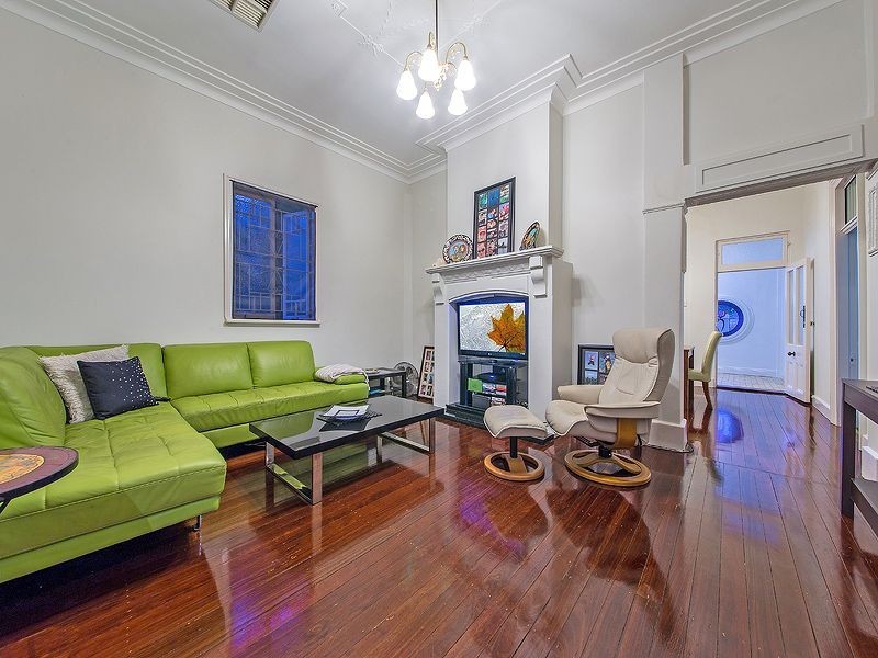 23 Ian Street, Lota QLD 4179