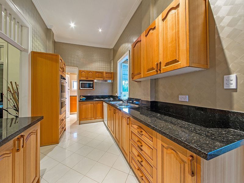 23 Ian Street, Lota QLD 4179