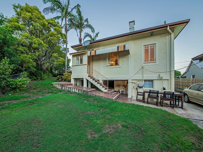 23 Ian Street, Lota QLD 4179