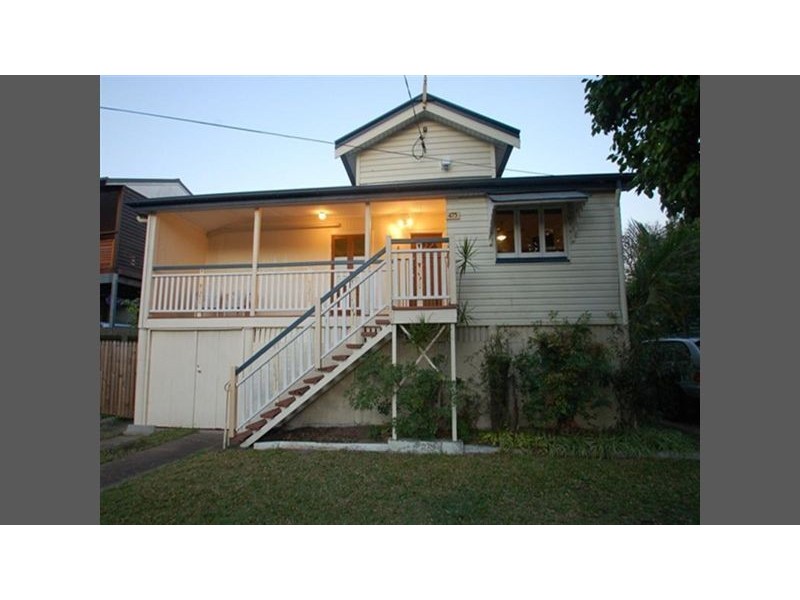 354 Riding Rd, Balmoral QLD 4171