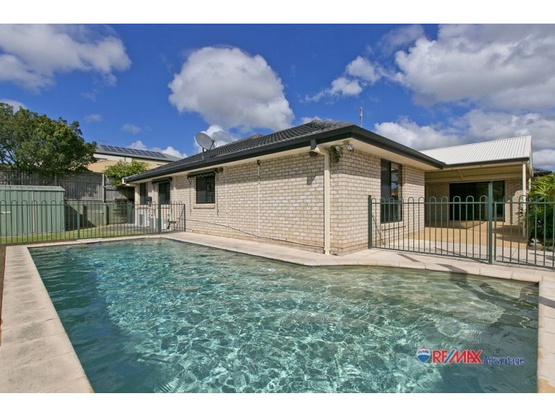 15 Lockwood Crescent, Manly West QLD 4179