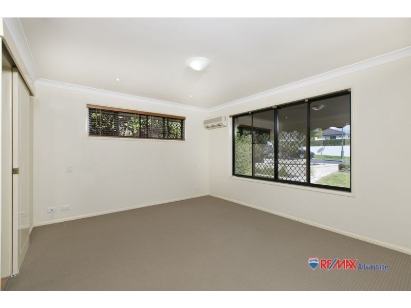 15 Lockwood Crescent, Manly West QLD 4179