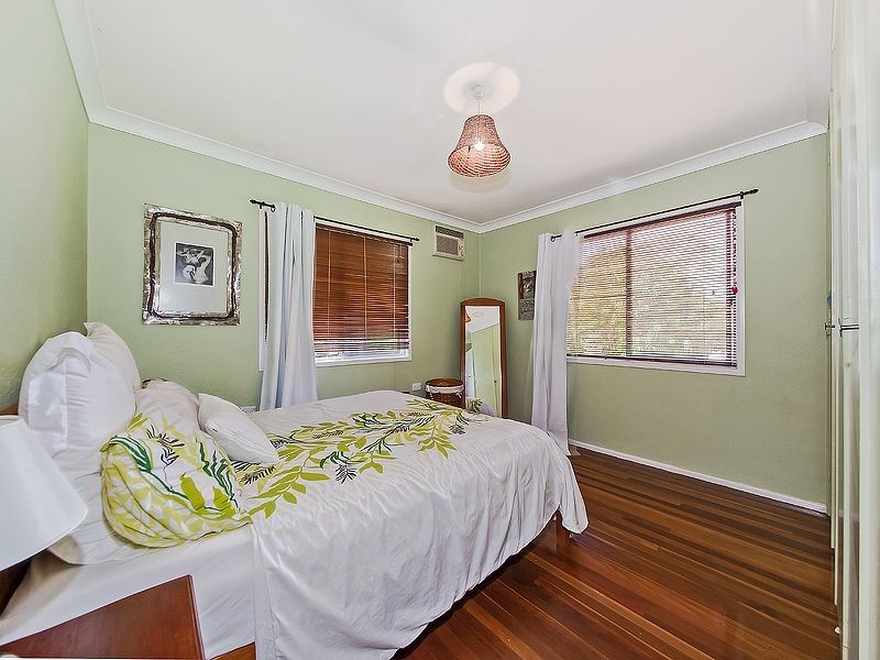 111 Empire Avenue, Manly West QLD 4179