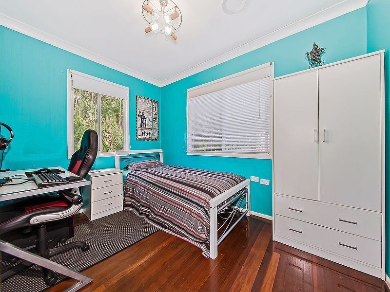 111 Empire Avenue, Manly West QLD 4179