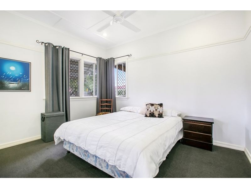 133 Worthing St, Wynnum QLD 4178