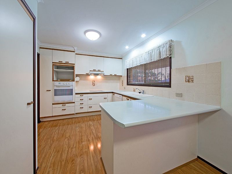 84 Gwynne St, Wynnum West QLD 4178