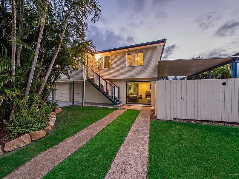 67 Duncan St, Wynnum West QLD 4178