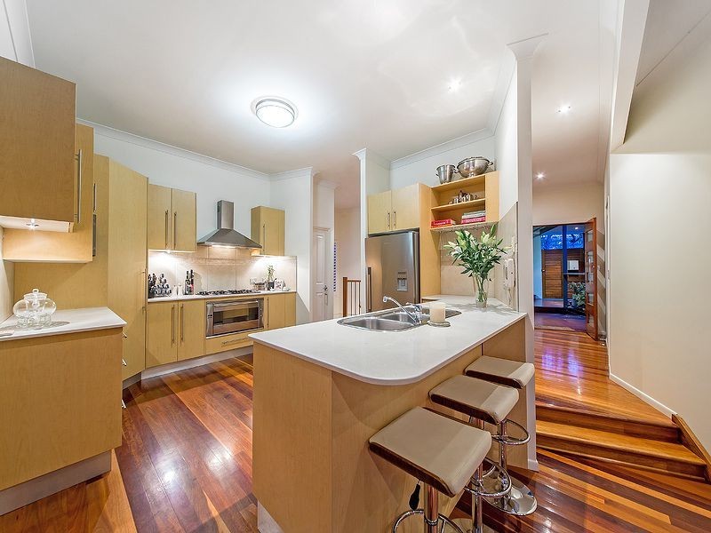 1 Taylor Street, Balmoral QLD 4171