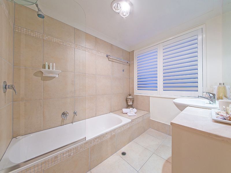 1 Taylor Street, Balmoral QLD 4171