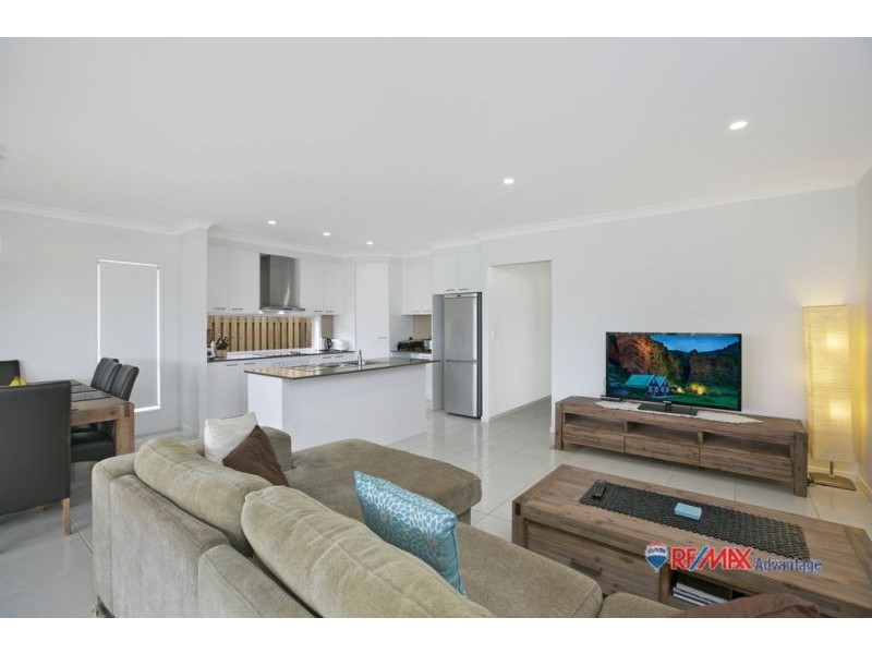 29 Boxgrove Ave, Wynnum QLD 4178