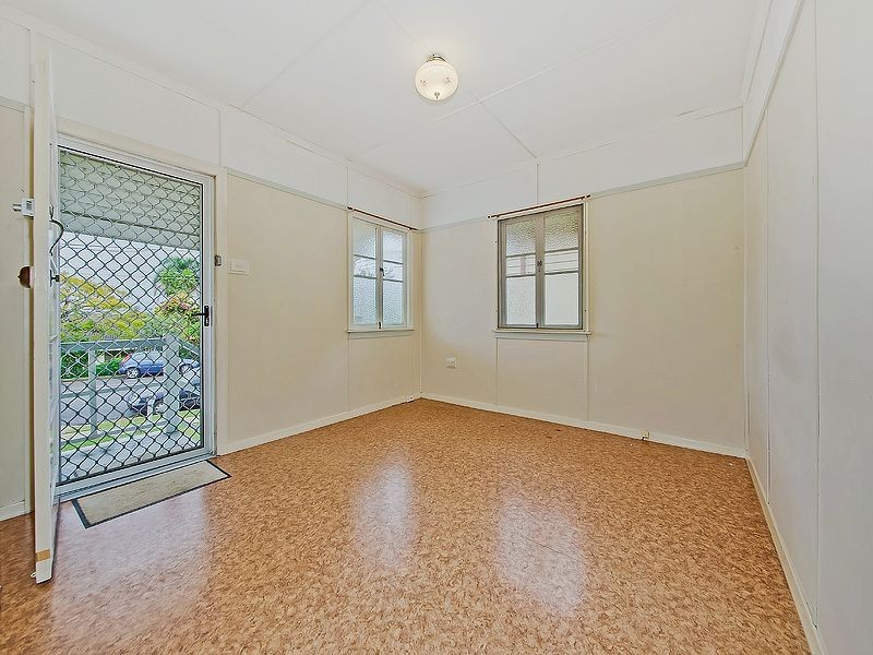 2306 Wynnum Road, Wynnum QLD 4178