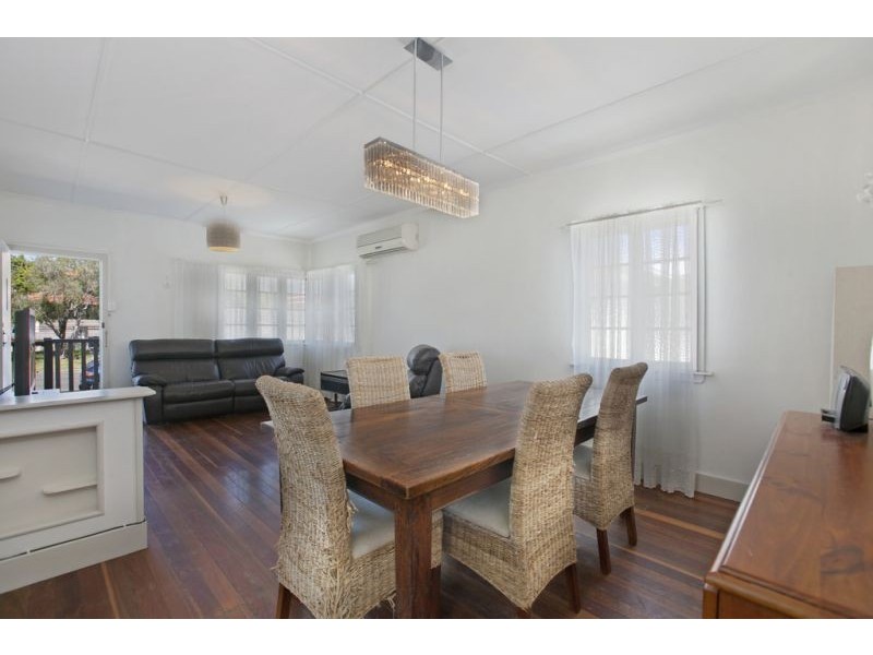 69 Joffre Street, Wynnum QLD 4178