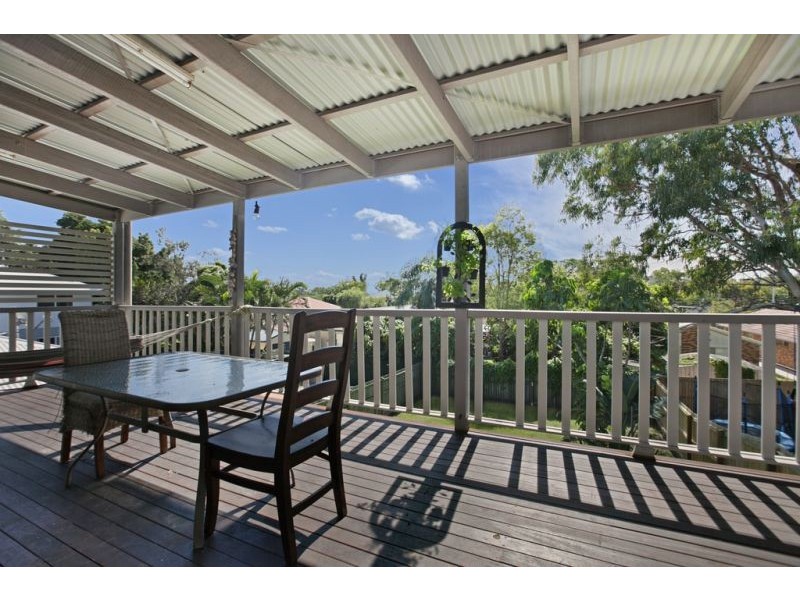 69 Joffre Street, Wynnum QLD 4178