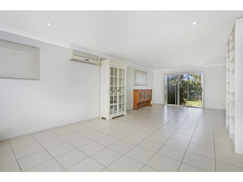 69 Joffre Street, Wynnum QLD 4178
