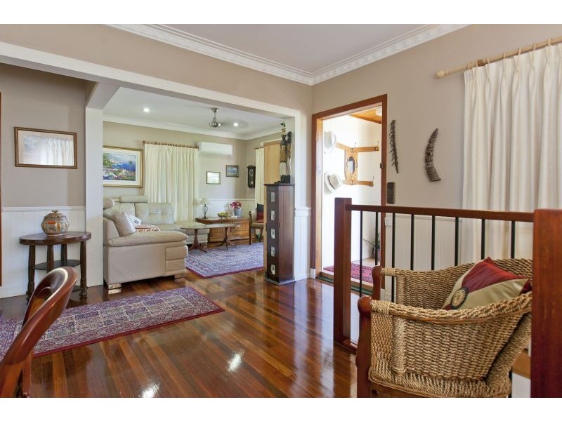 42 Granada Street, Wynnum QLD 4178