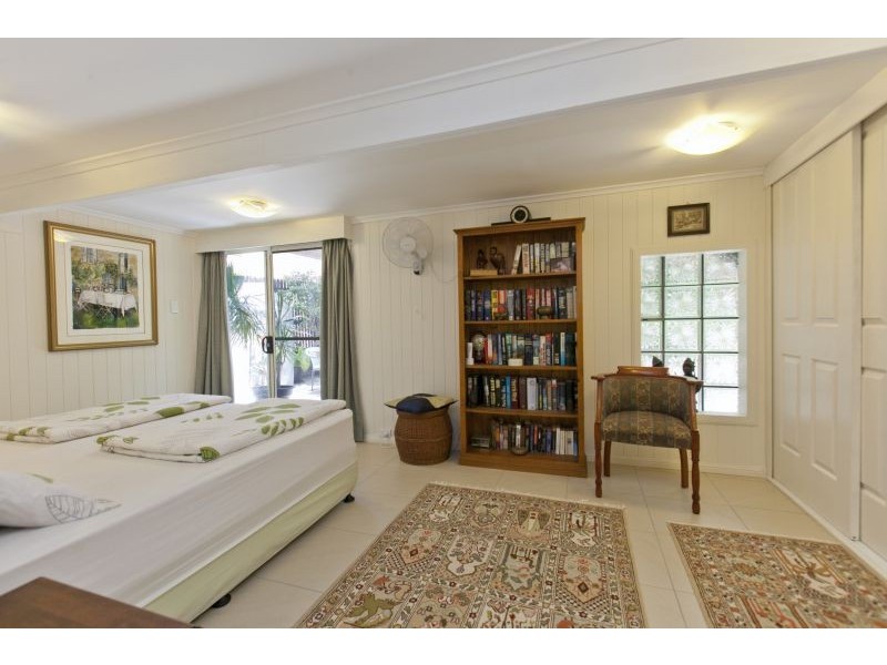 42 Granada Street, Wynnum QLD 4178