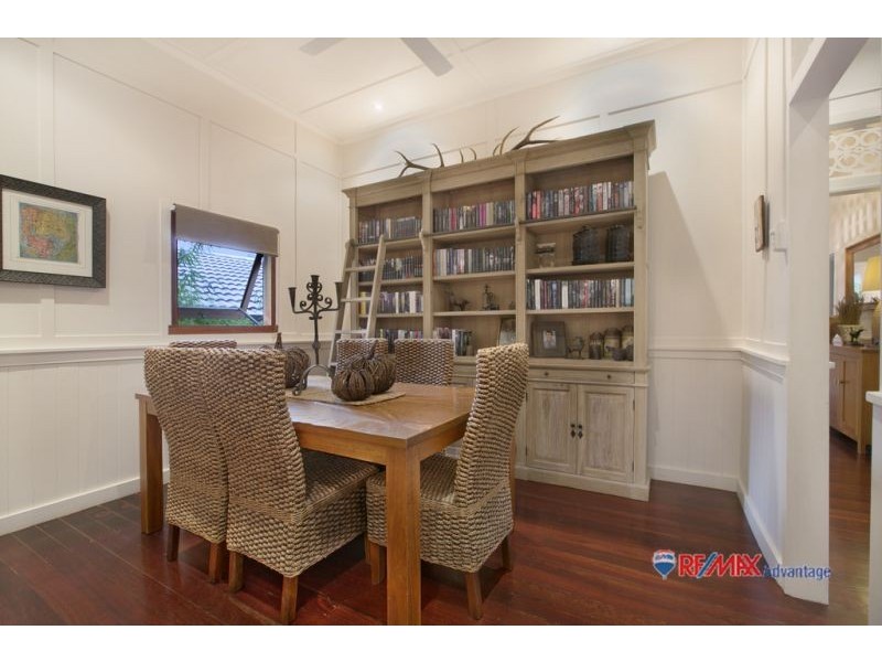 101 Stradbroke Ave, Wynnum QLD 4178