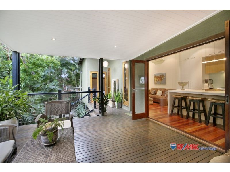 101 Stradbroke Ave, Wynnum QLD 4178