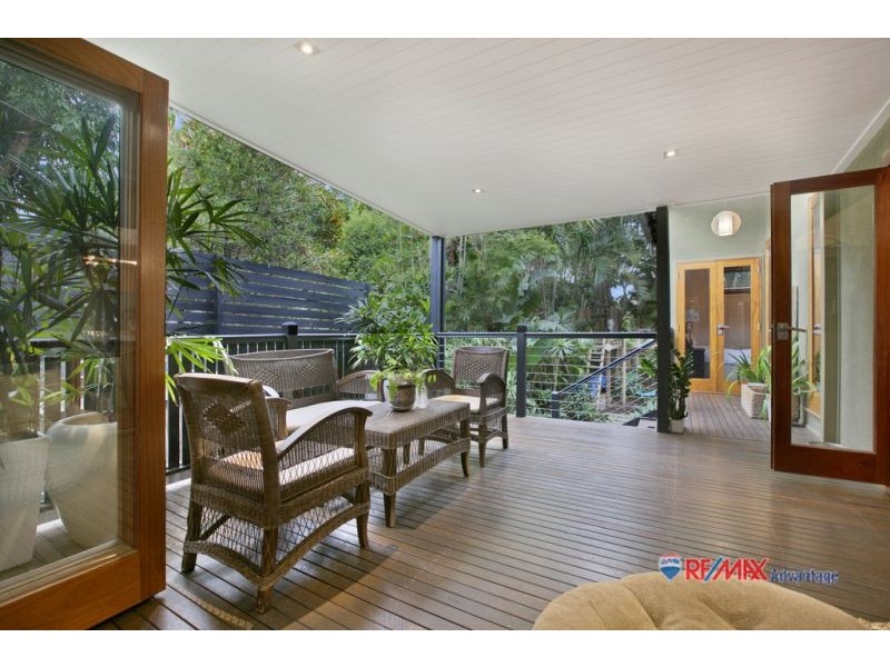 101 Stradbroke Ave, Wynnum QLD 4178