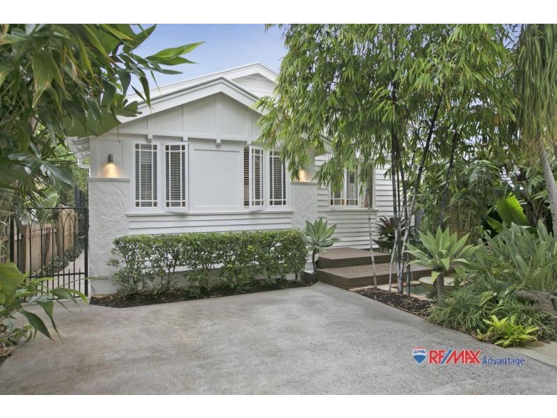 101 Stradbroke Ave, Wynnum QLD 4178