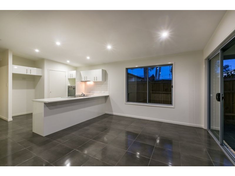 136 Cameron Parade, Wynnum QLD 4178