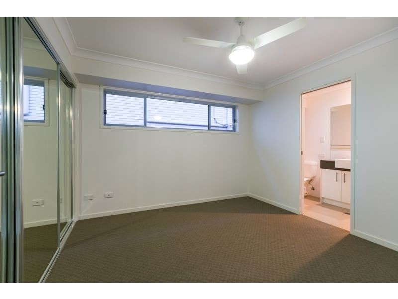 136a Cameron Parade, Wynnum QLD 4178