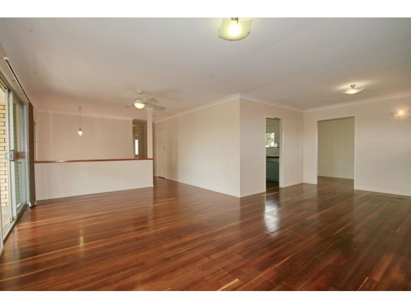 26 Carnation Road, Manly West QLD 4179