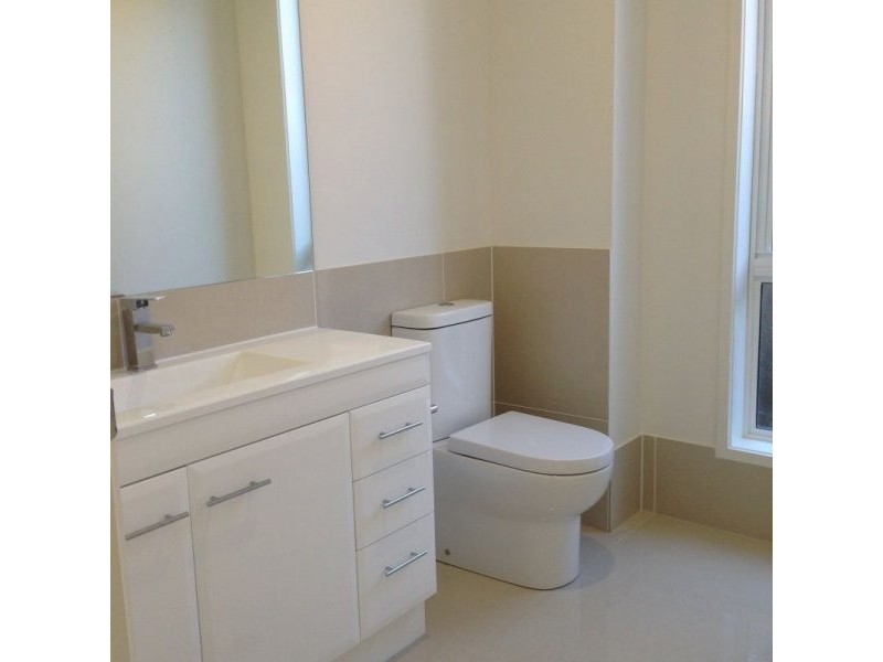 104 & 106 Hindes Street, Lota QLD 4179