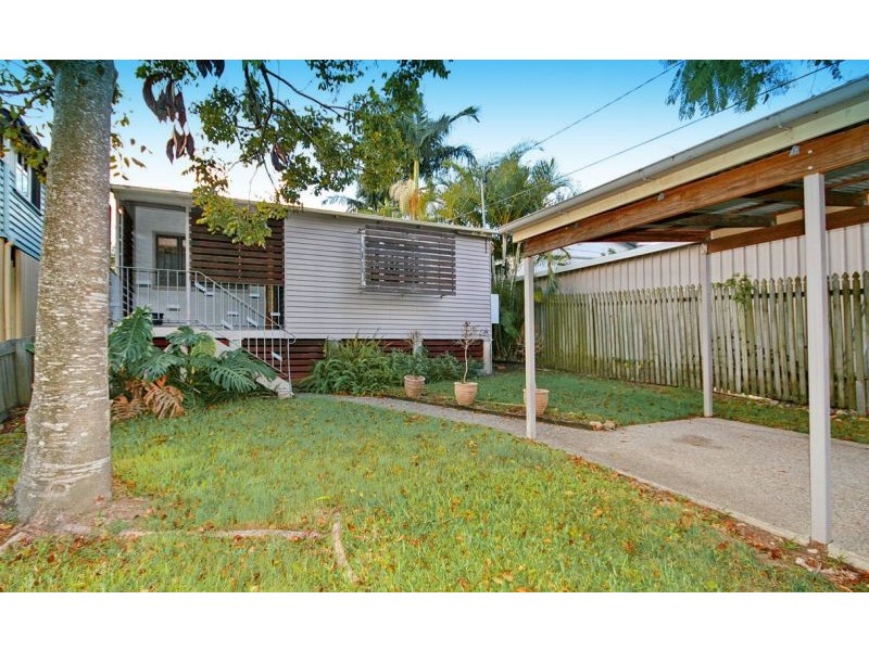 55 Valetta Street, Manly QLD 4179