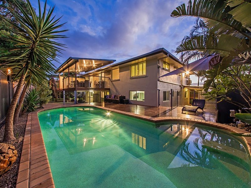 17 Nemarra Street, Wynnum West QLD 4178