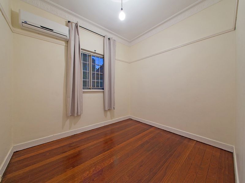 307 Chatsworth Rd, Coorparoo QLD 4151