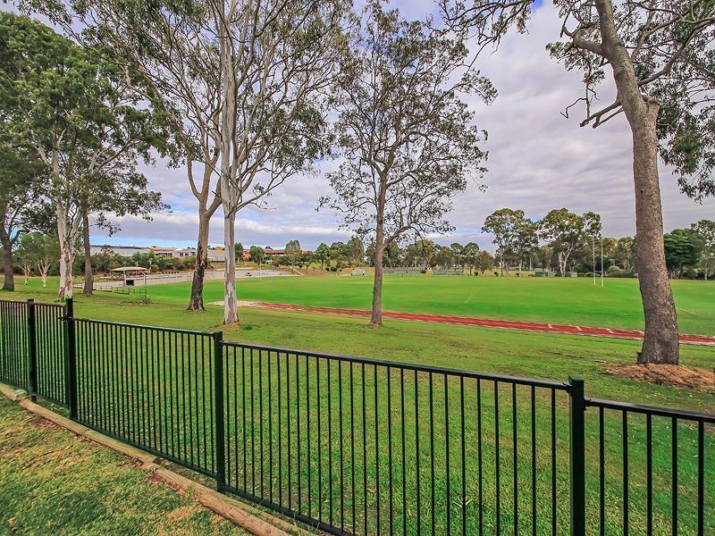 9a Bulgin Avenue, Wynnum West QLD 4178