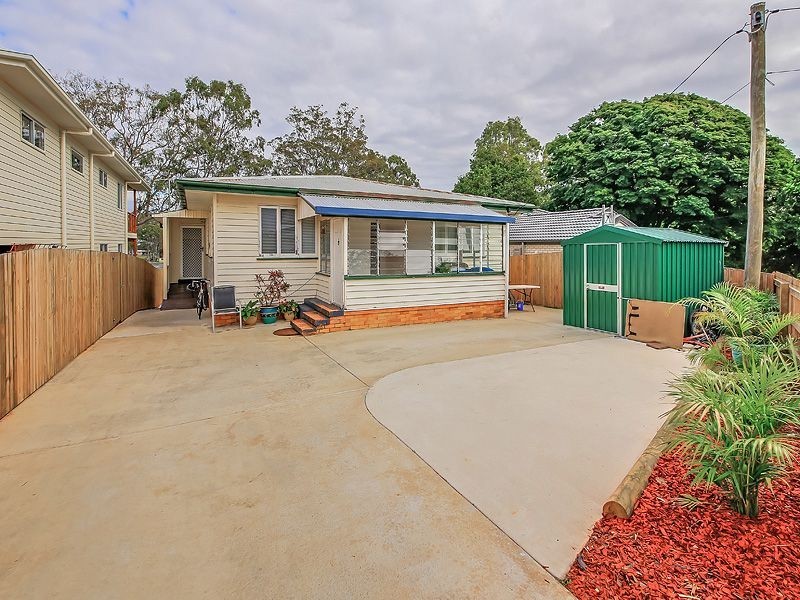 9a Bulgin Avenue, Wynnum West QLD 4178